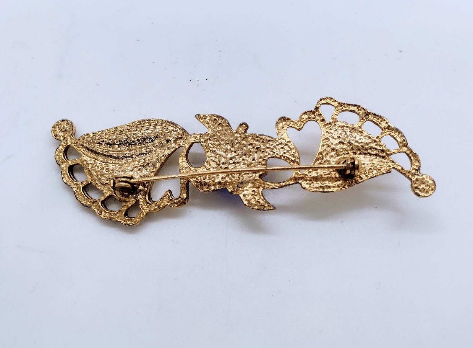 Vintage Gold Tone Cabochon Bar Brooch Pin Openwork Hearts Victorian Style
