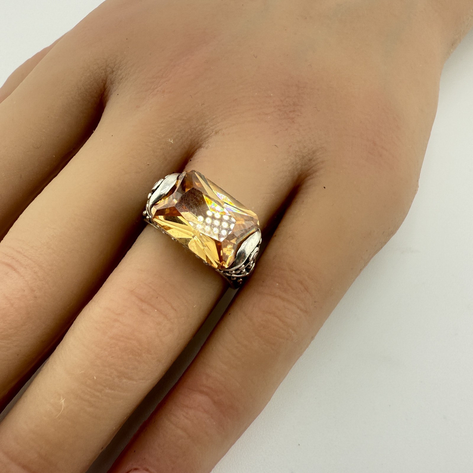 Vintage 925 Sterling Silver Citrine Colored CZ Filigree Etched Ball Faceted Ring