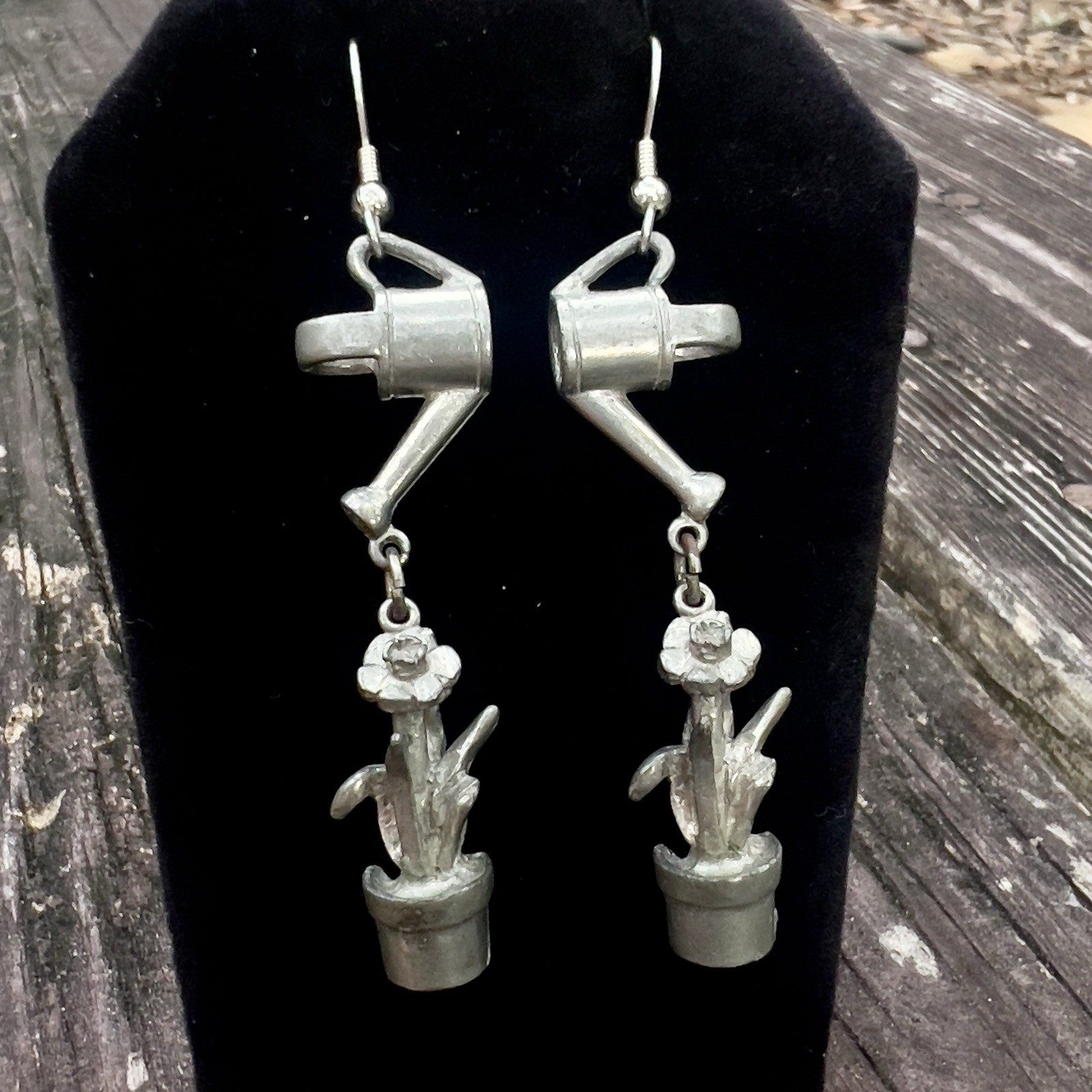 Vintage JIM CLIFT Pewter Link Dangle Earrings Gardening Watering Can Flowers