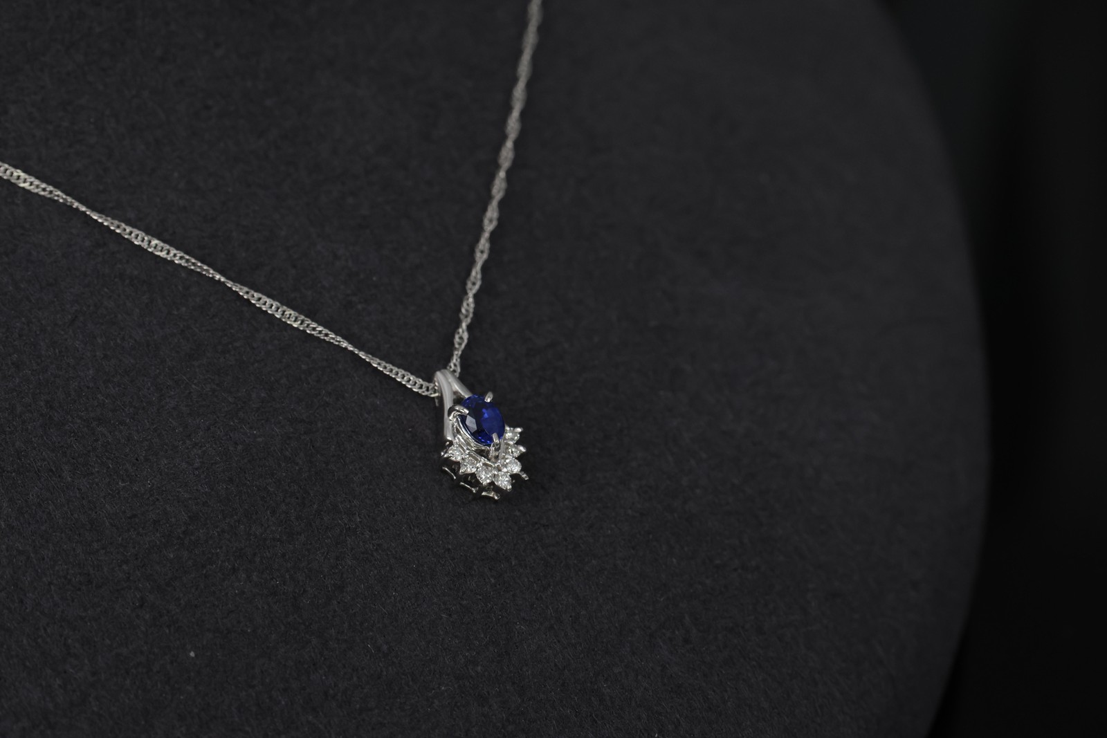 0.35ct Royal Blue Sapphire & 0.07ct Diamond 16 Inch Platinum Necklace, 2.87g
