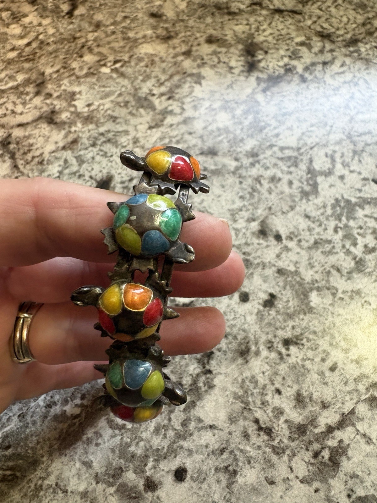 Vintage Turtle Bracelet Silver Tone Metal Green Enamel Floating Enamel Turtles