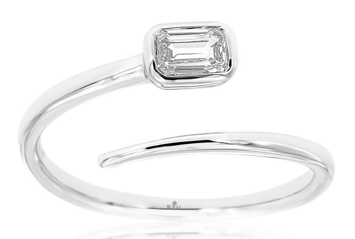 .26CT DIAMOND 14KT WHITE GOLD EMERALD CUT SOLITAIRE BEZEL CRISS CROSS LOVE RING