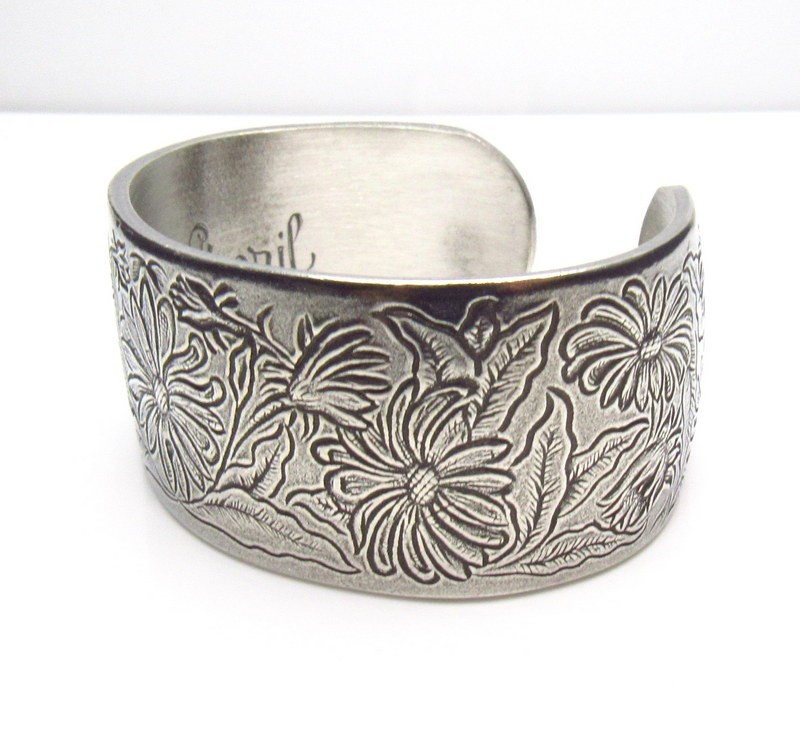 Vintage Salisbury Pewter Bracelet Floral April