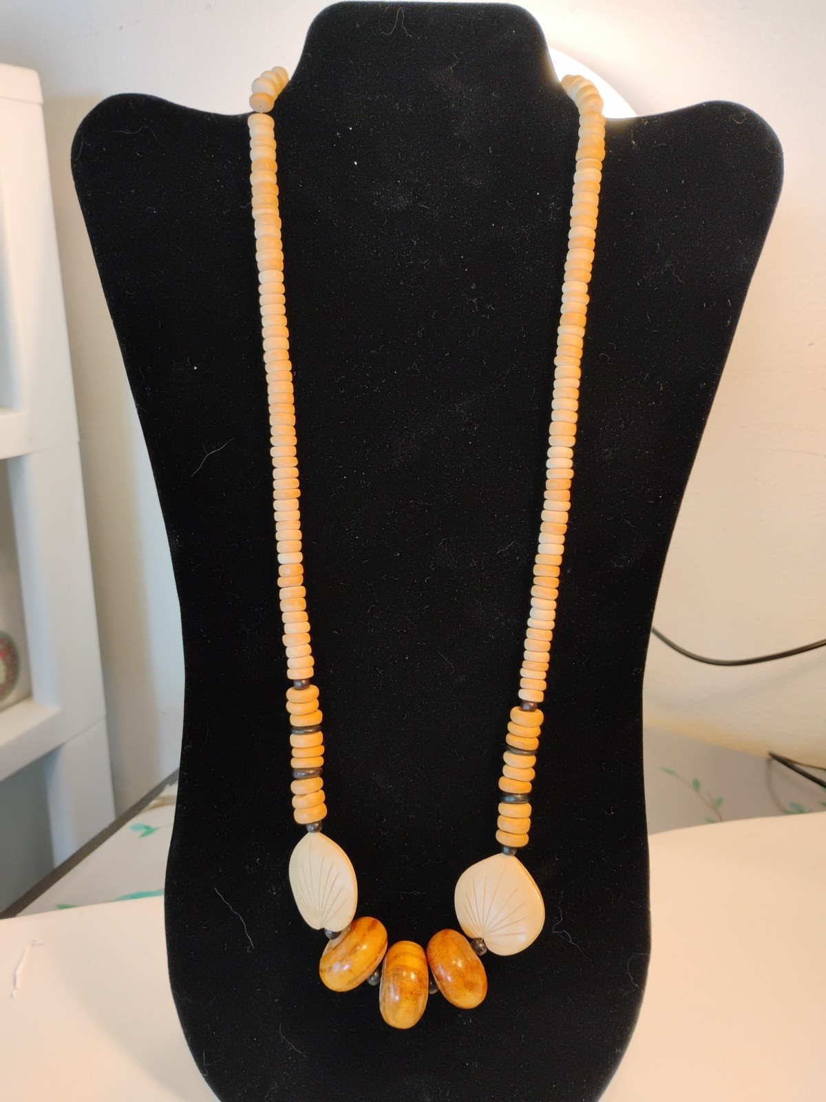 VTG Carved Shell Amber Resin Beads Ethnic Boho African Organic Necklace