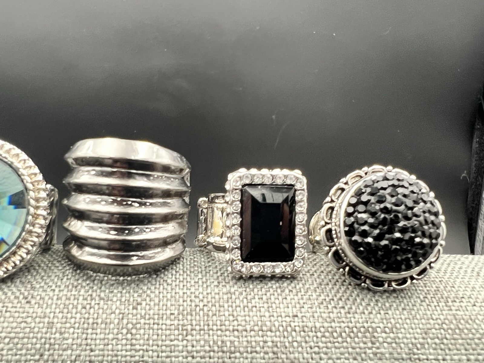 5 Vtg to Modern Silver Tone Stretch Band Ring Lot Black Blue Rhinestone One Size