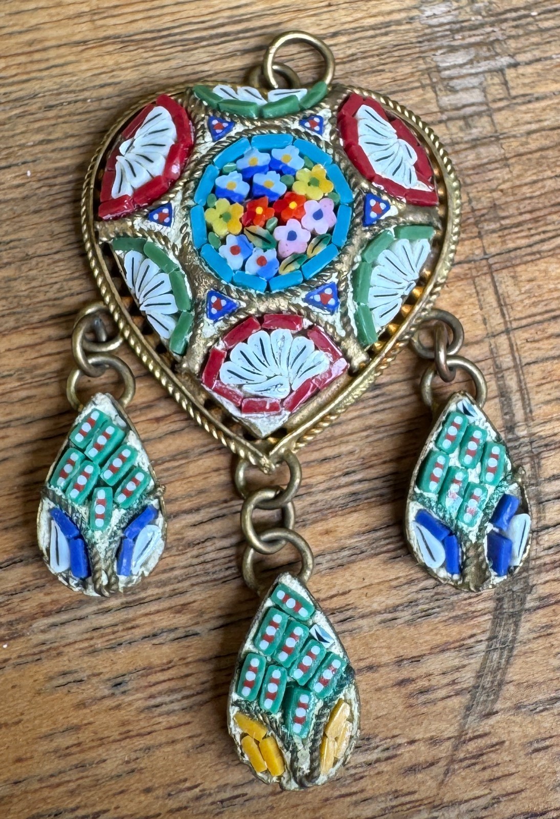 Vintage Italian micromosaic heart pendant central floral design & dangling drops
