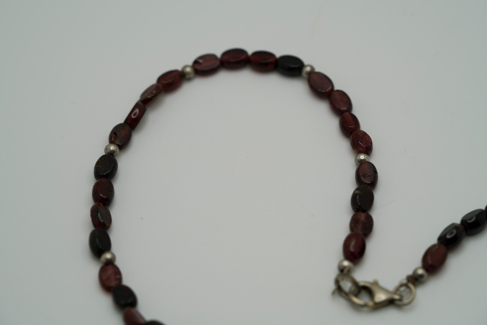Vintage Boho Sterling Silver Garnet Bead Necklace 18″ x 5mm JB39