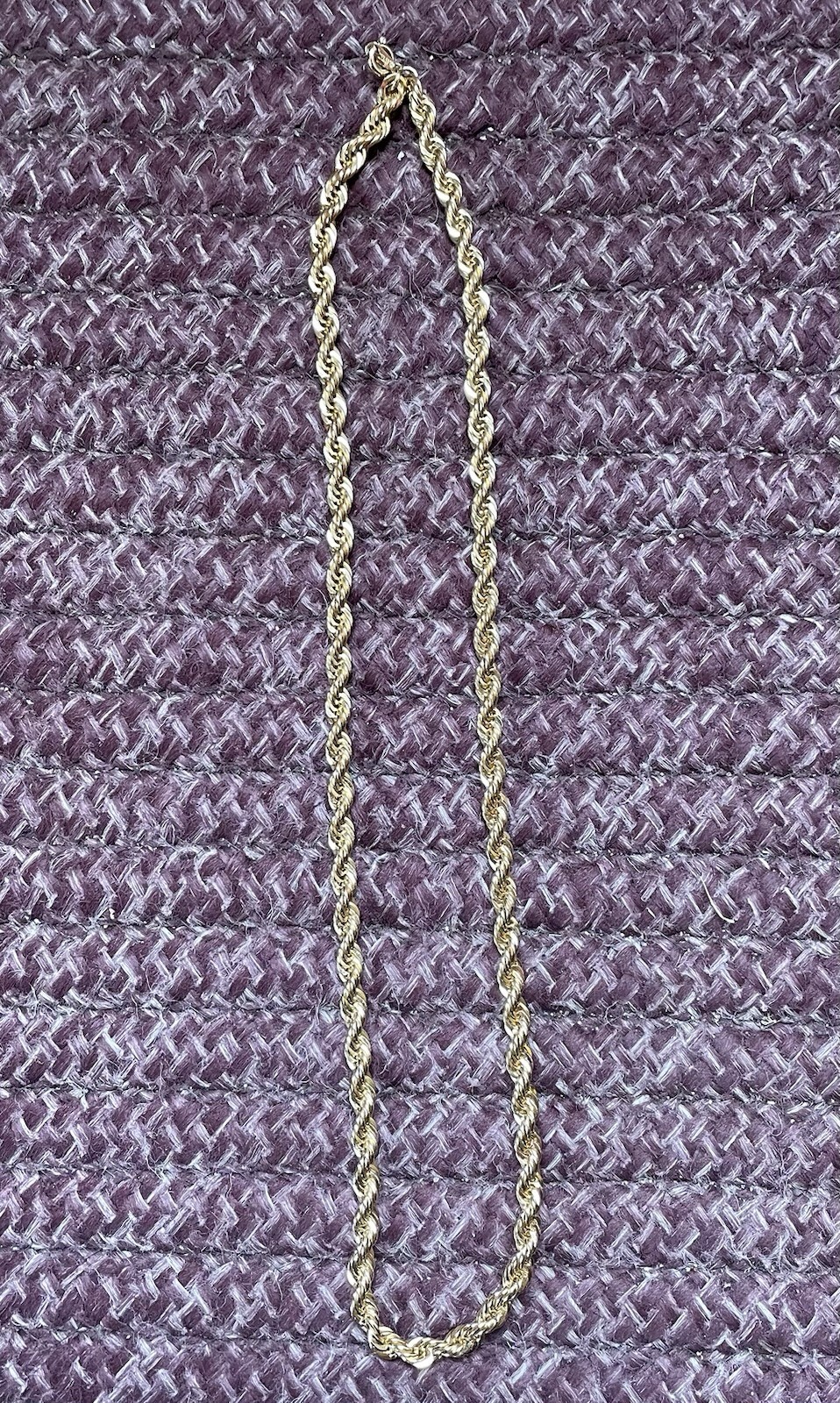 Vtg AVON 1994 Classic Rope Necklace Gold Tone 22”