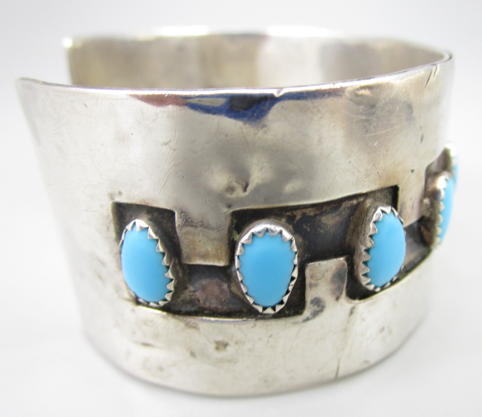 UNUSUAL VINTAGE NAVAJO STERLING SILVER TURQUOISE GEOMETRIC CUFF BRACELET 44G