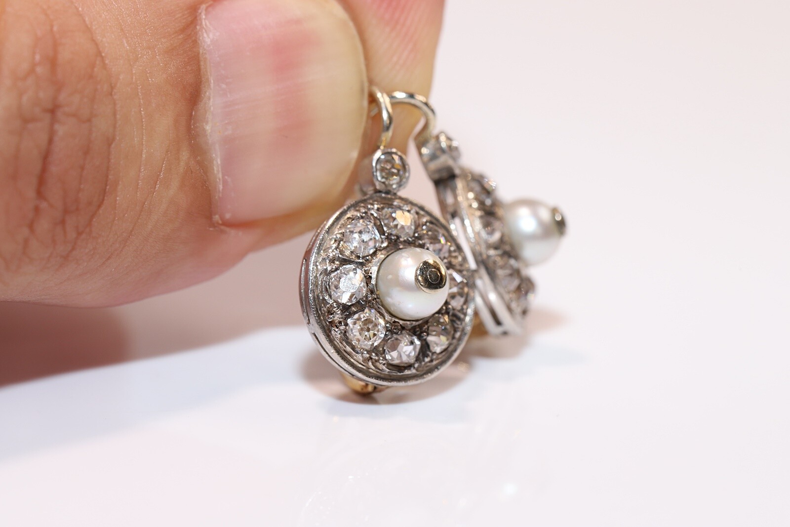 Antique Circa 1900s 18k Gold Natural Old Cut Diamond And Pearl Earring