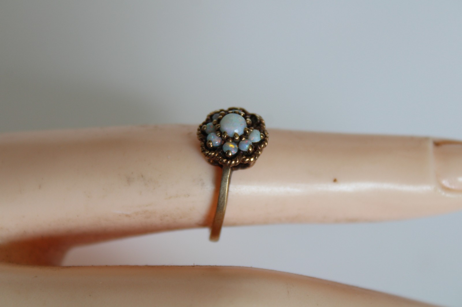 Vtg 10K Yellow Gold & Fire Opal Floral Cluster Ladies Estate Ring, 2.25g -S: 5.5