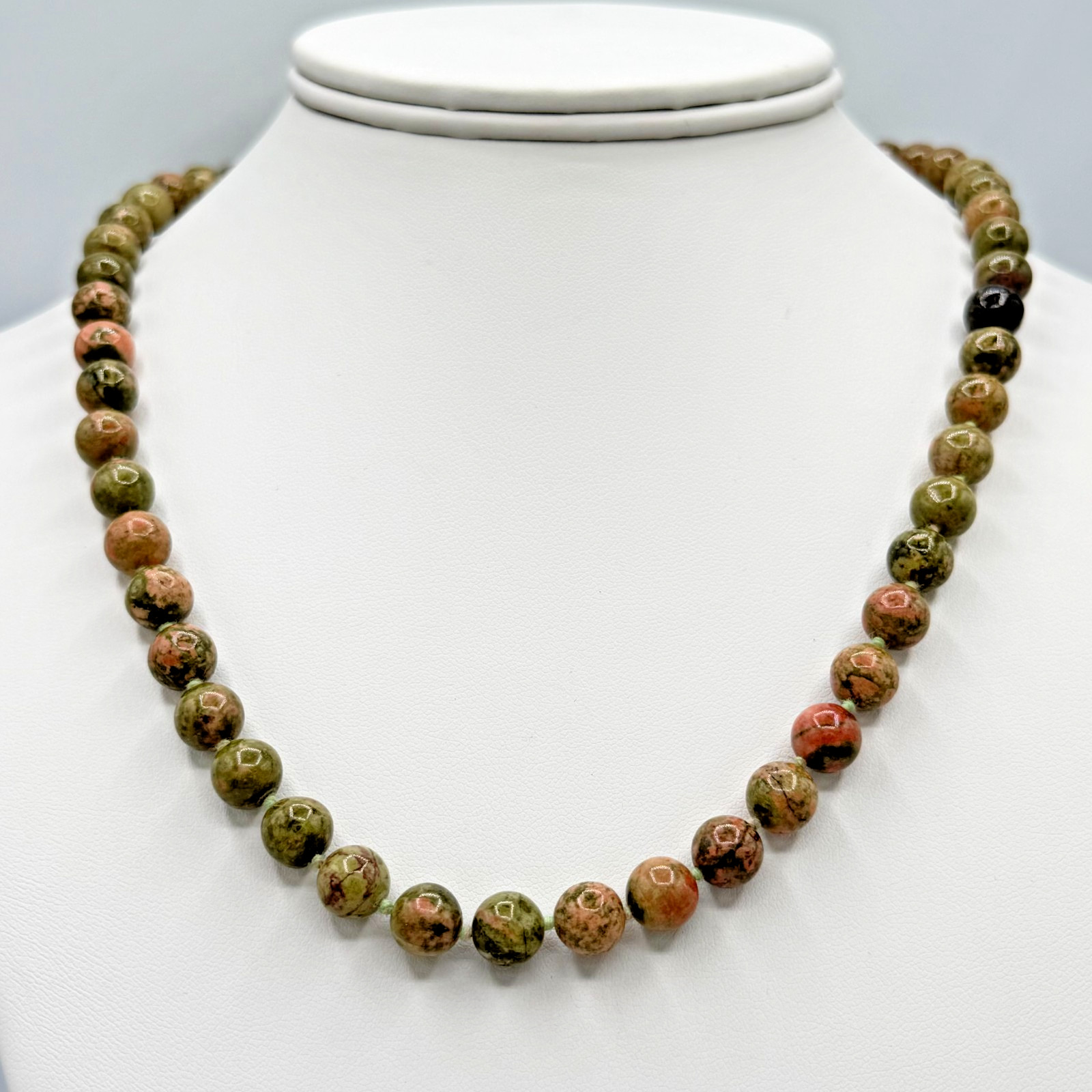 20 Inch Vintage Agate Stone Beaded Necklace