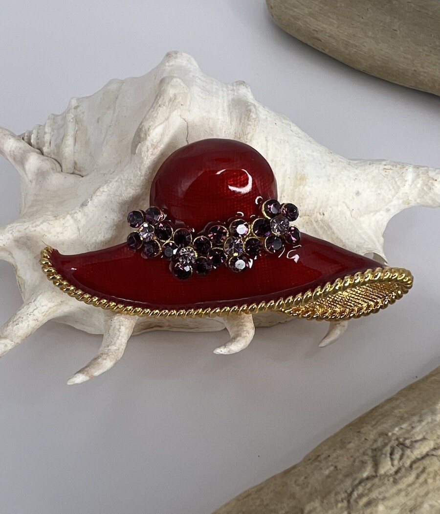 Retro Jewelry Red Hat Enamel Brooch Pin Purple Rhinestone Costume Jewelry 💜