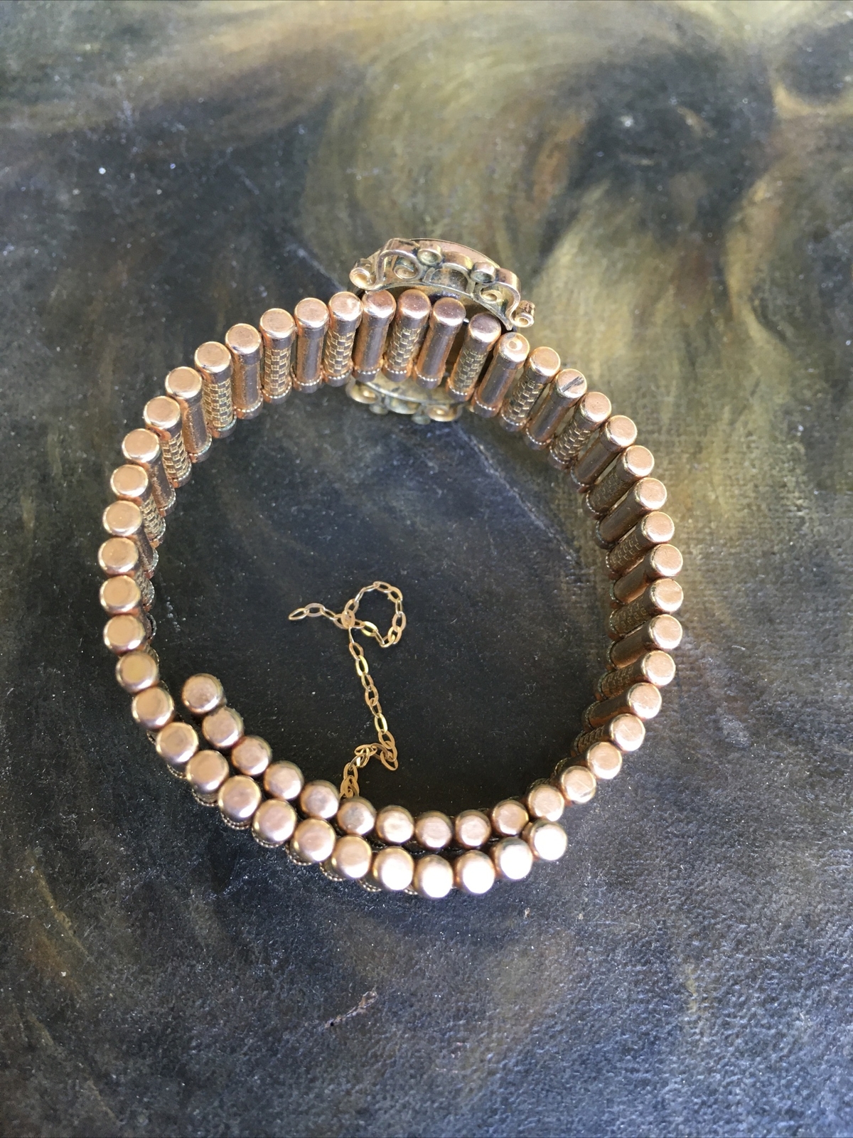 ANTIQUE GOLD FILLED EXPANDING VICTORIAN STYLE HUNTING BRACELET FINELY DETAILED