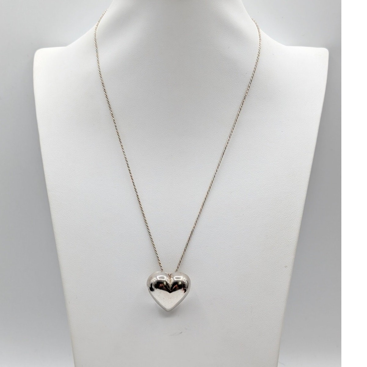 Vintage 925 Italy Sterling Silver Puff Heart Pendant Chain 20″ Necklace