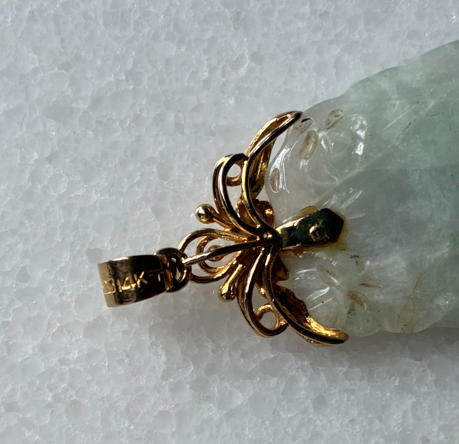 VTG Large Carved Jade Jadeite Pendant 14K 585 Gold Fancy Mount & Bail~ 2 3/4″