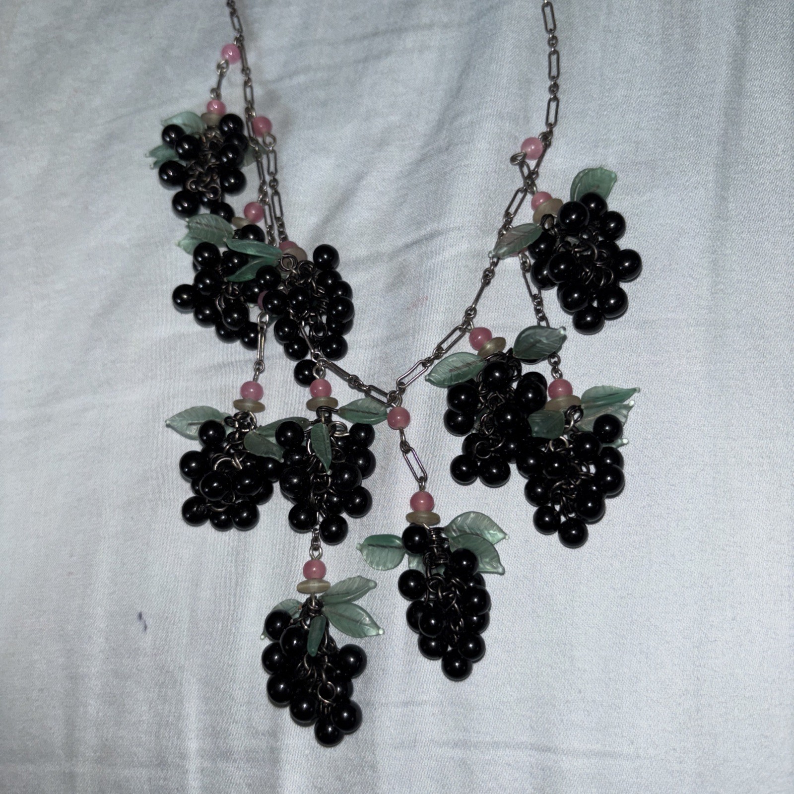 Vintage, Lucy Isaac NYC 10 Grape Clusters With Leaves Sterling? Chain Necklace