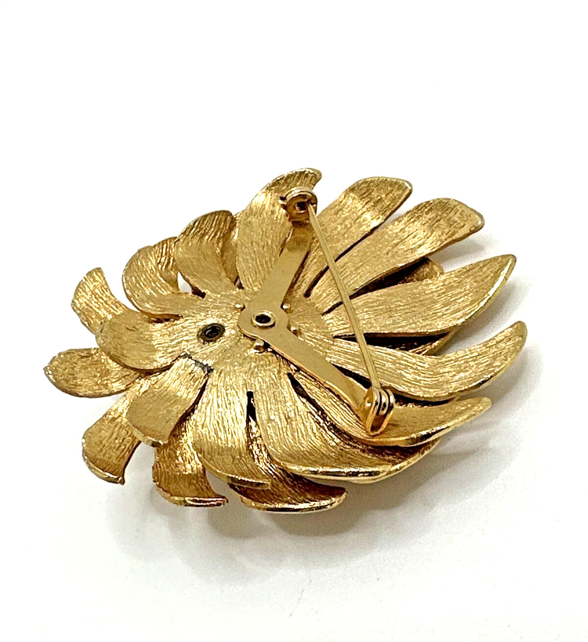 Vintage MCM 3D Layered Gold Tone Floral Flower Brooch Pin 2.5″ Amber Rhinestone