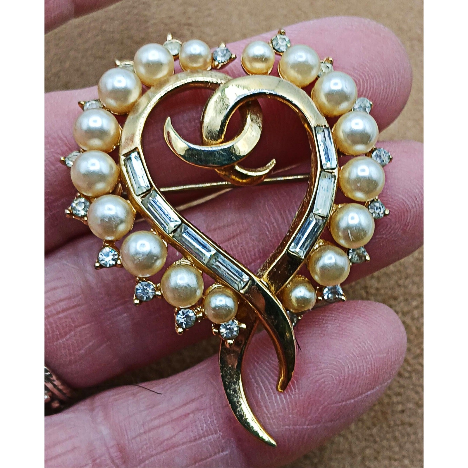 Vintage 1953 Trifari Baguette Rhinestones Heart Brooch