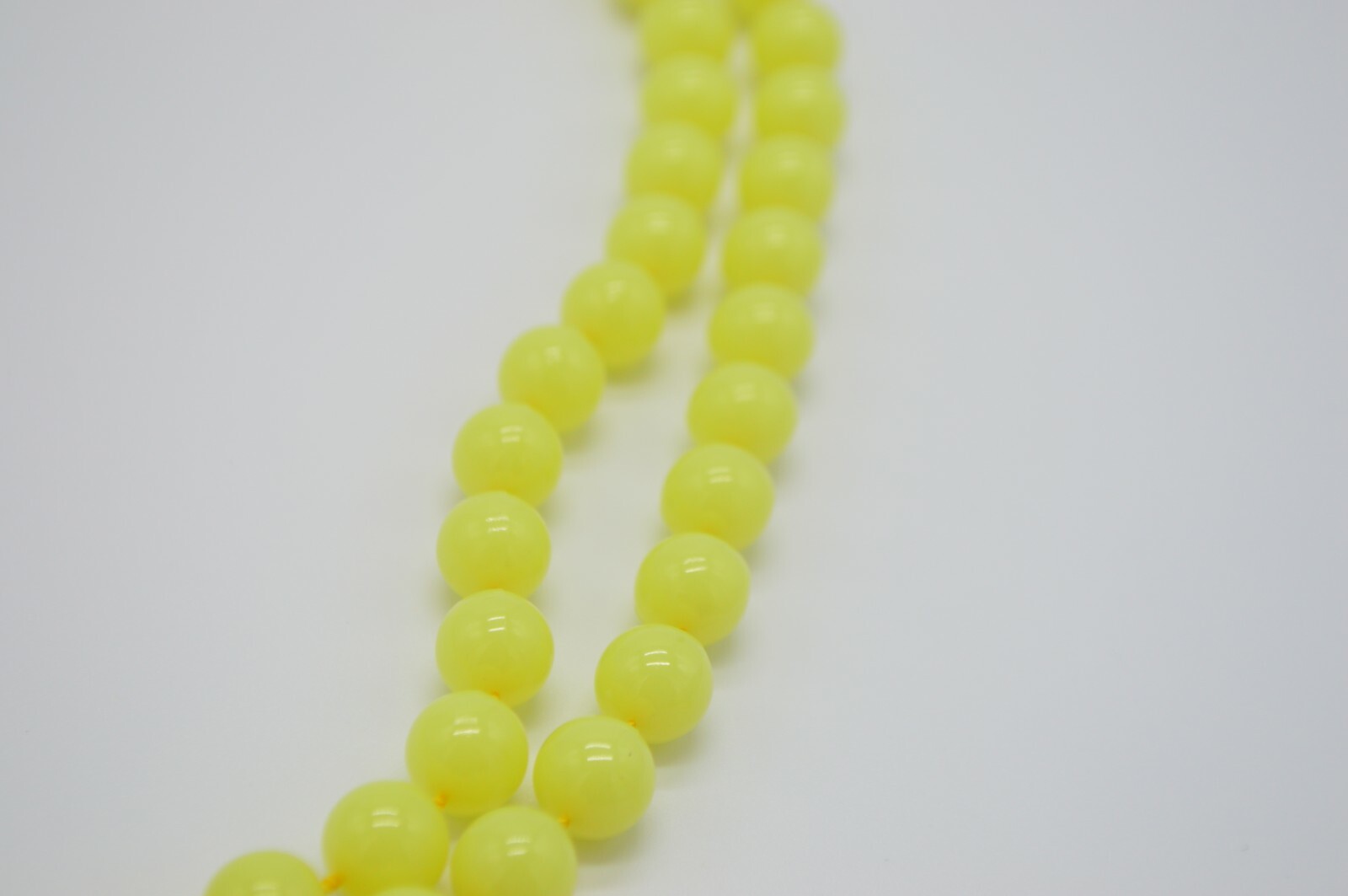 Neon Yellow Acrylic Bead Beaded Long Necklace Hand Knotted No clasp Vintage