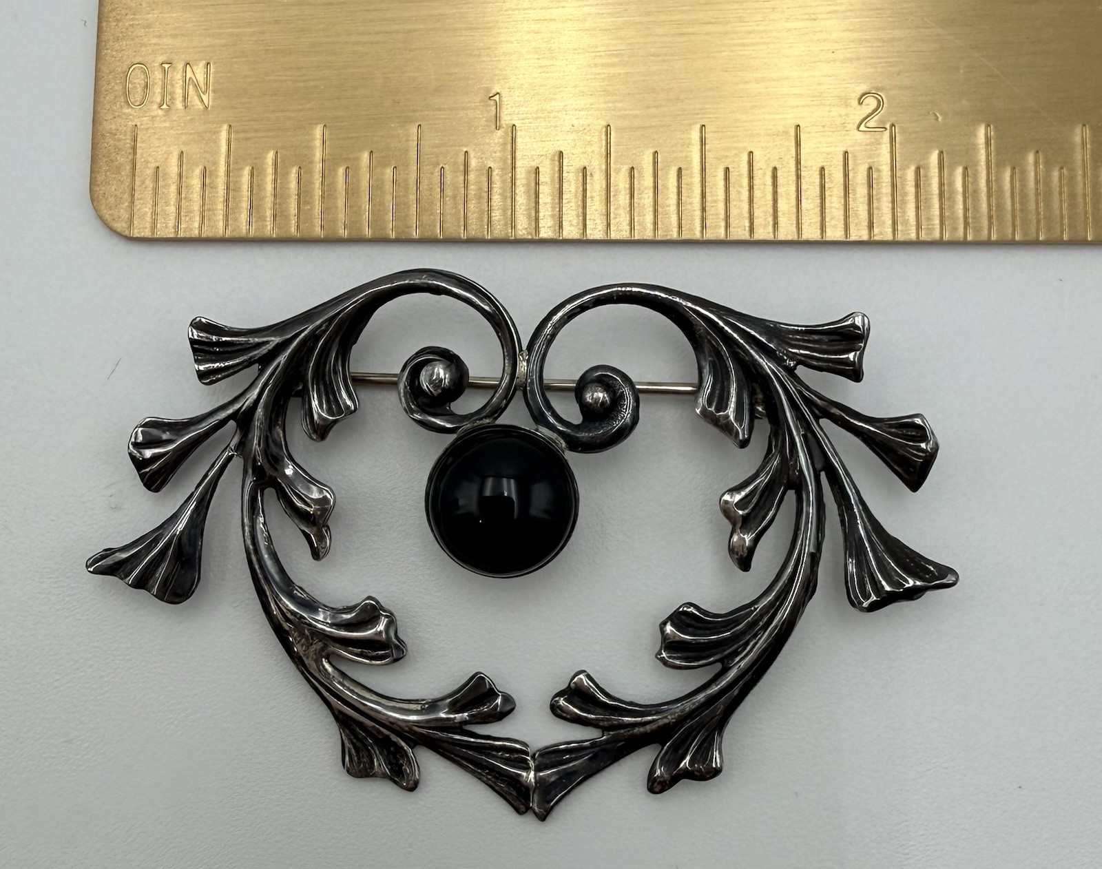 Vtg Silver Tone Black Cabochon Brooch Floral Scroll Art Nouveau Pin Openwork AC