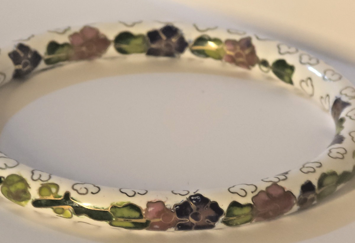 Vintage white Cloisonne bangle bracelet purple red green flower 8″