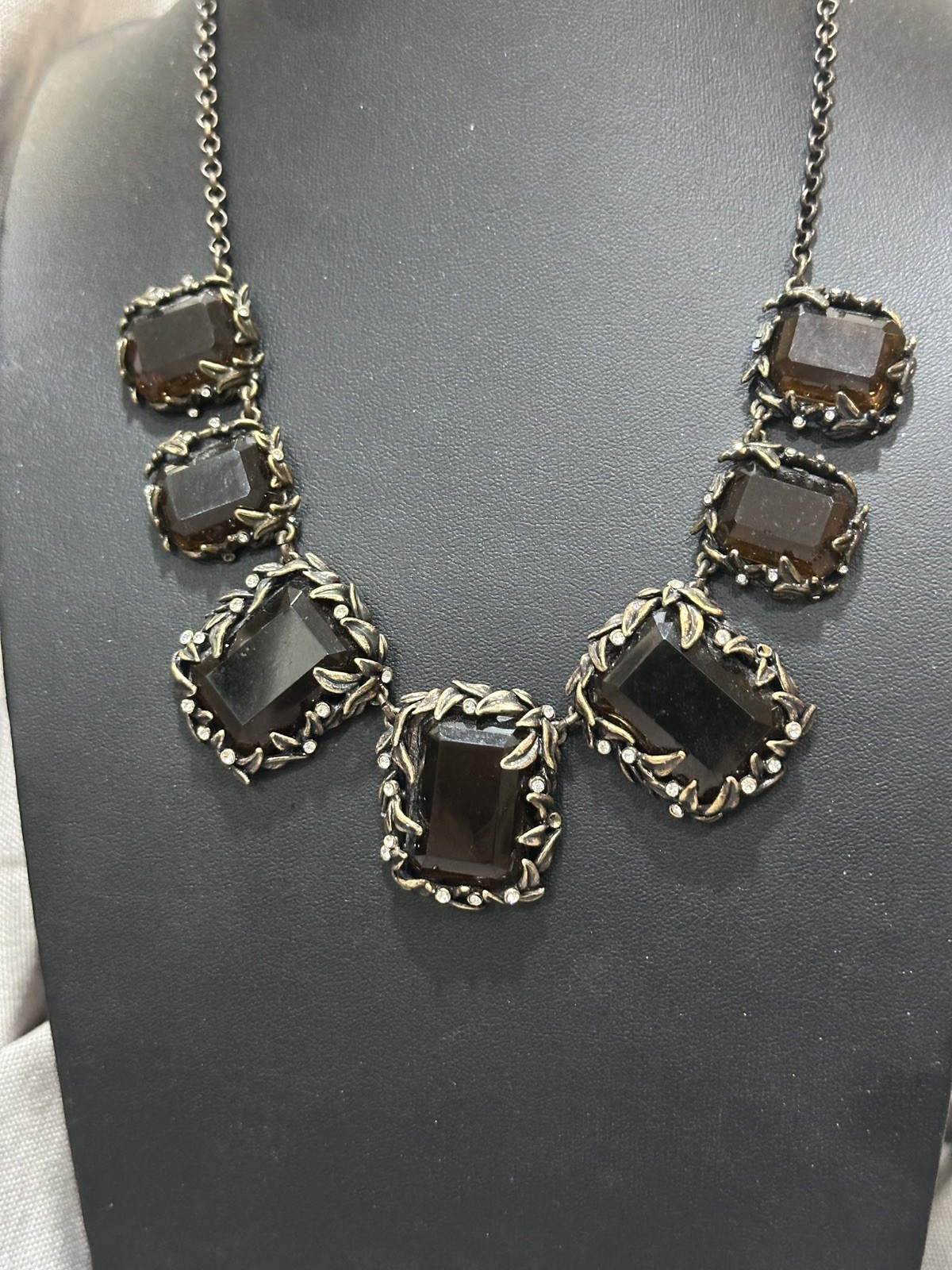Talbots Dark Brown Acrylic Stone Statement Necklace Toggle Closure 18″