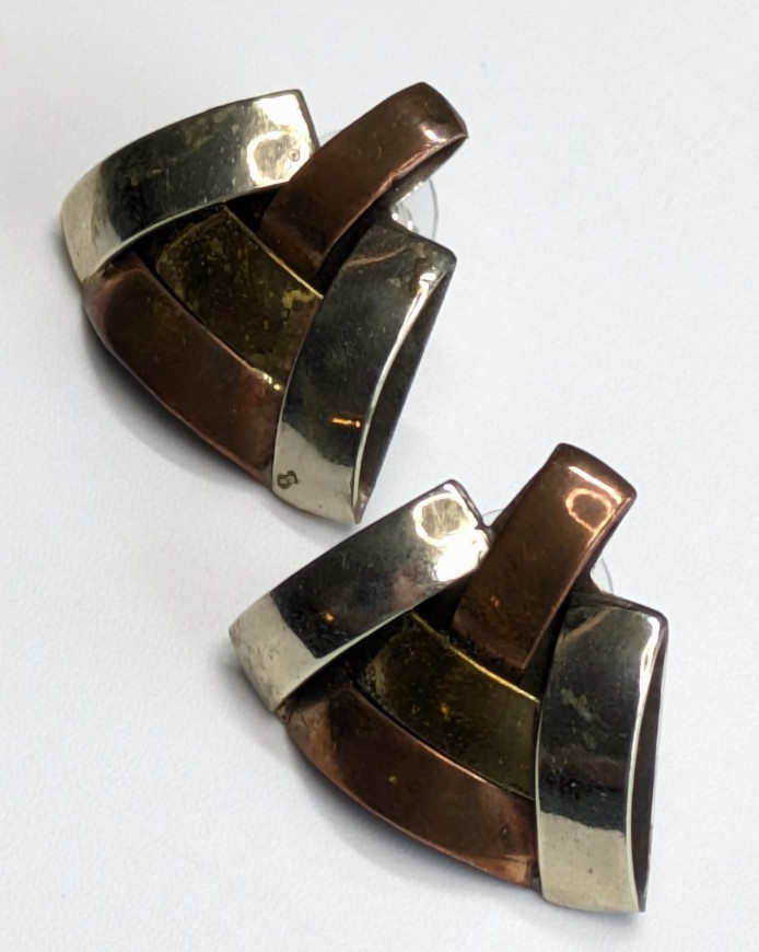 VTG Artisan Copper Brass Silver Tone Metal Modernist Pierced Earrings 7/8″