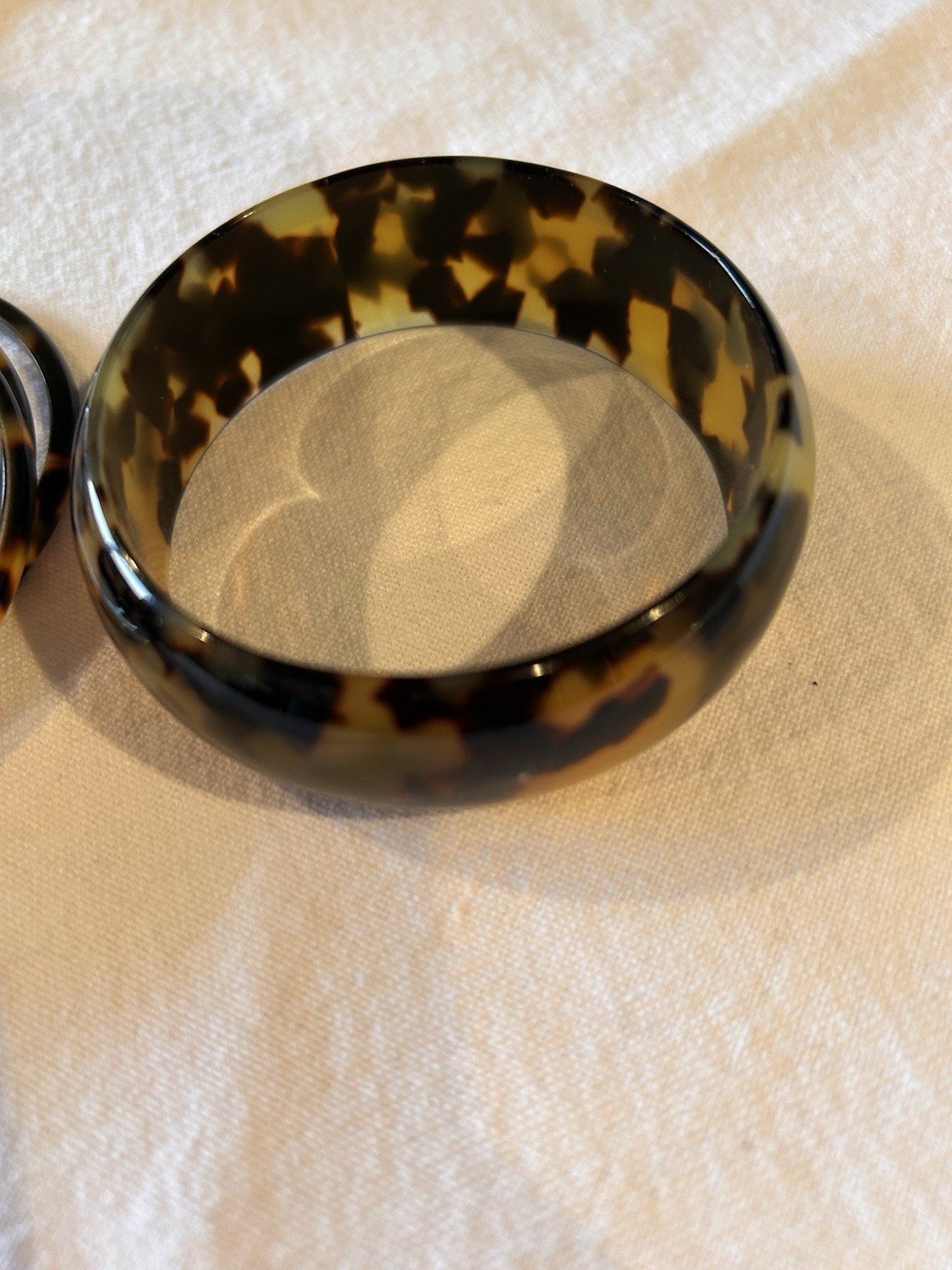 Lot of Vintage Lucite & Plastic & Acrylic Bangle Bracelets – Cuffs 15 Pc Total