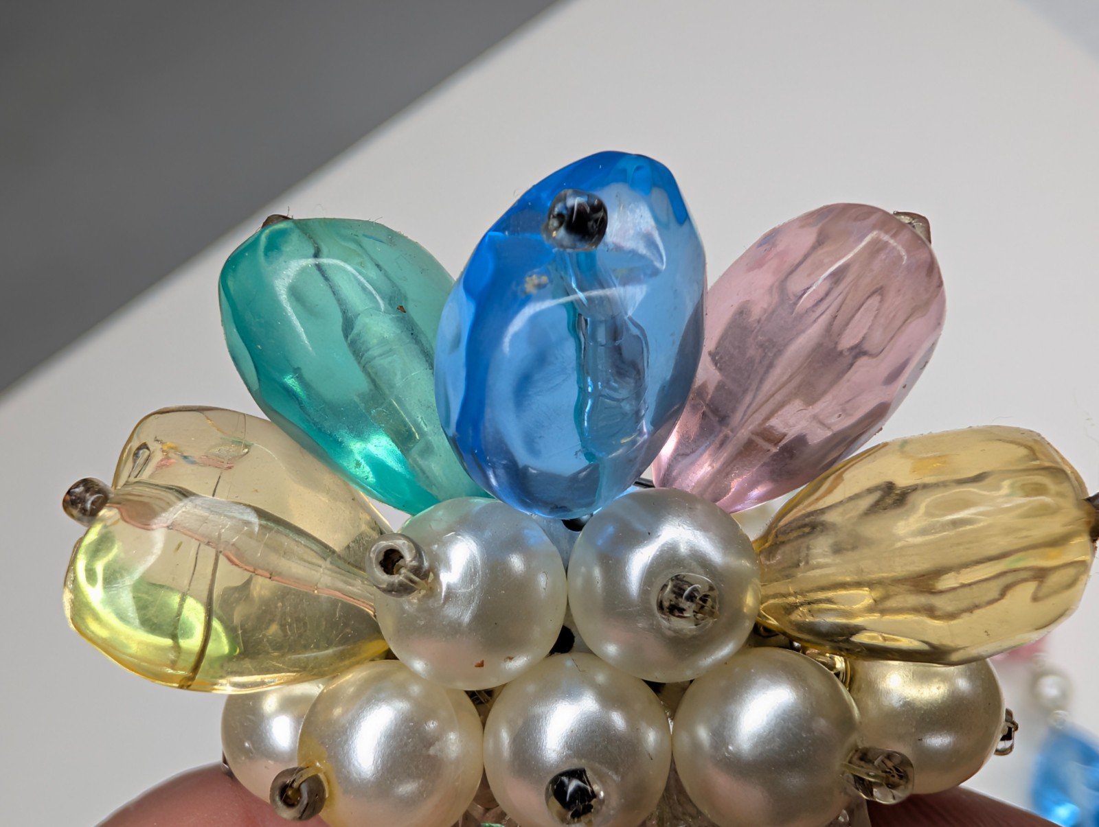 Vtg Multi-Color Pastel Lucite Necklace Earring Set Faux Pearl Mid-Century