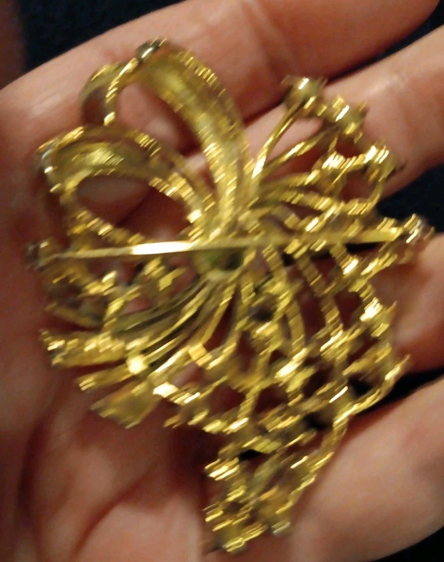 Vintage Signed M Jent Purple Rhinestones Grape Bow Gold Tone Enamel Brooch Pin