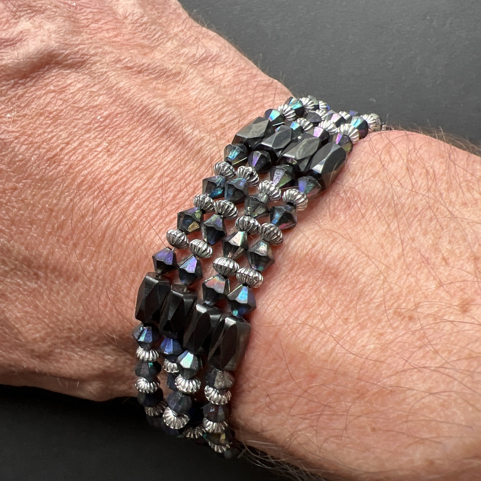 Iridescent Magnetite Wrap Bracelet Purple Blue Silver Tone Vintage Adjustable