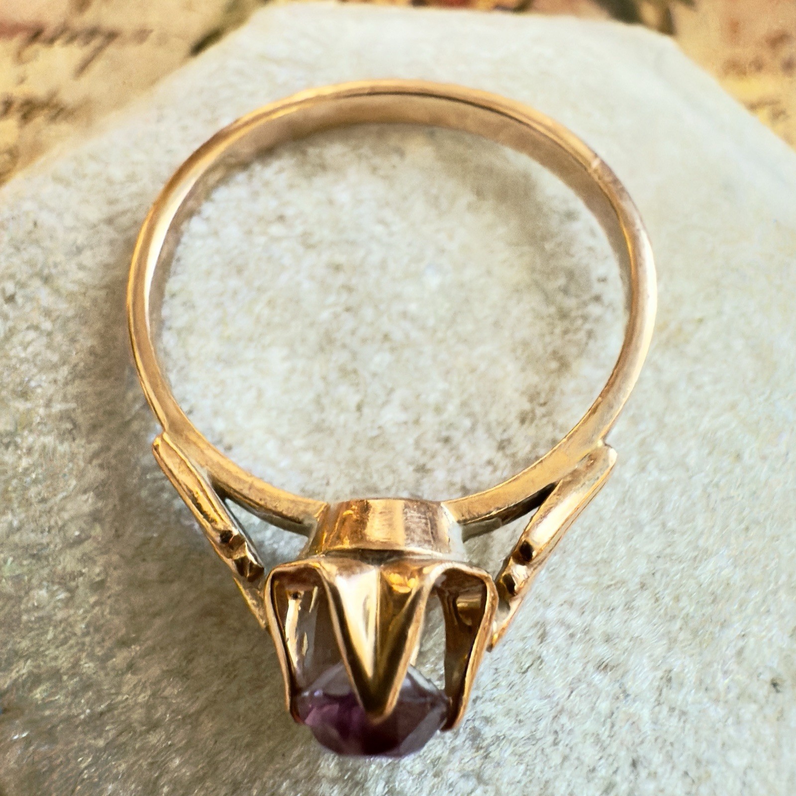 Size 9 – 14K 583 Rose Gold Gemstone Ring -Vintage East European USSR Era -#1898