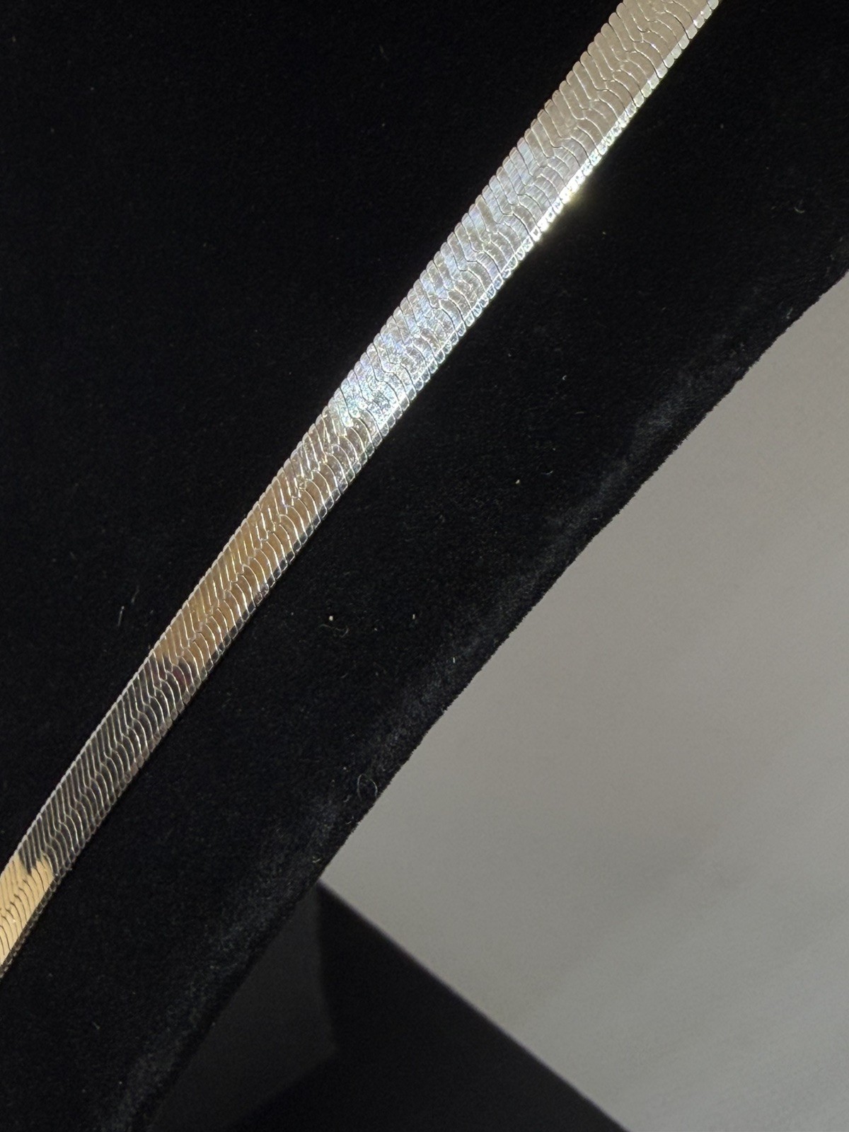 Vintage Italian Milor Herringbone 22″ 925 Silver Chain Necklace, 5.3mm, 15.20g
