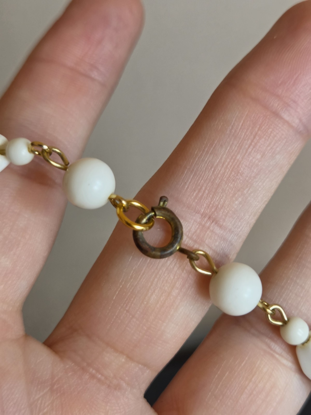 Vtg Painted White Glass Bead Necklace Floral Design Cottagecore Estate Jewelry