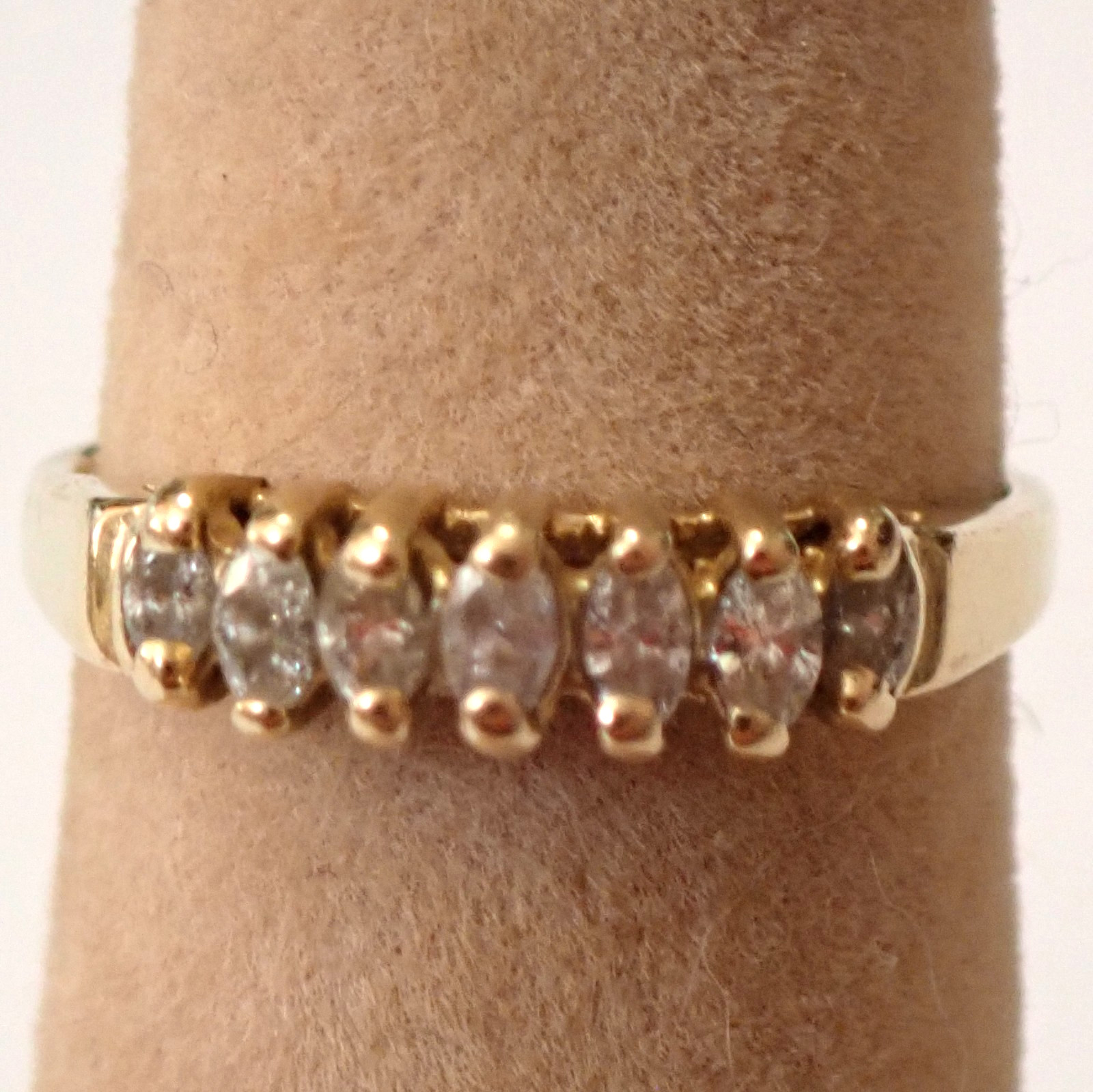 Size 4.25 Marquise Diamond Pyramid Ring 14KYG 7 Stones 2.0g