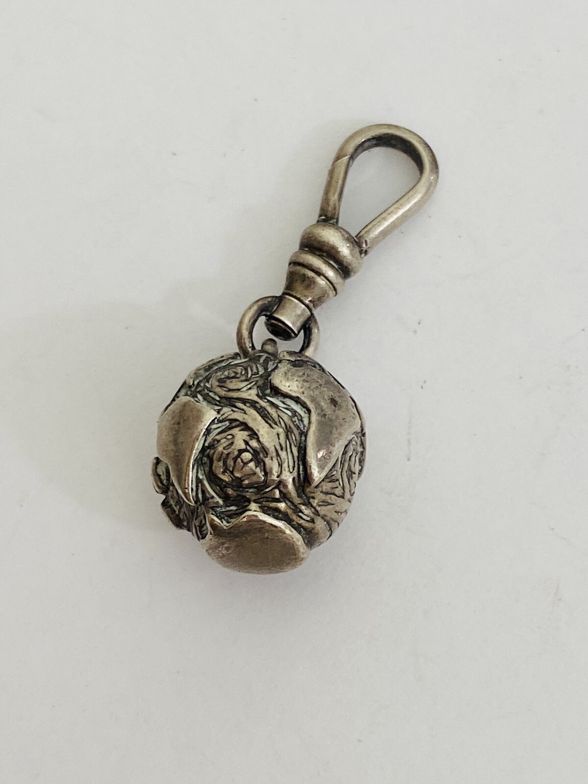 Vintage Sterling Silver Station Fleur de Lis French Ball Globe Charm Necklace