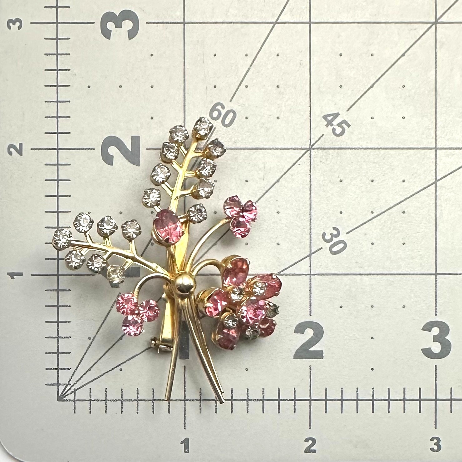 Vintage gold tone pink clear rhinestones flowers floral bouquet brooch pin