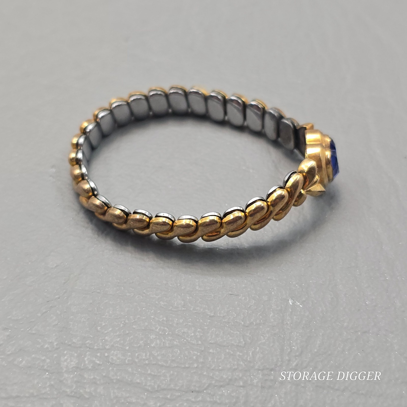 VTG 1940’s Miss Mignon by Speidel Gold Toned Metal Blue Heart Expansion Bracelet