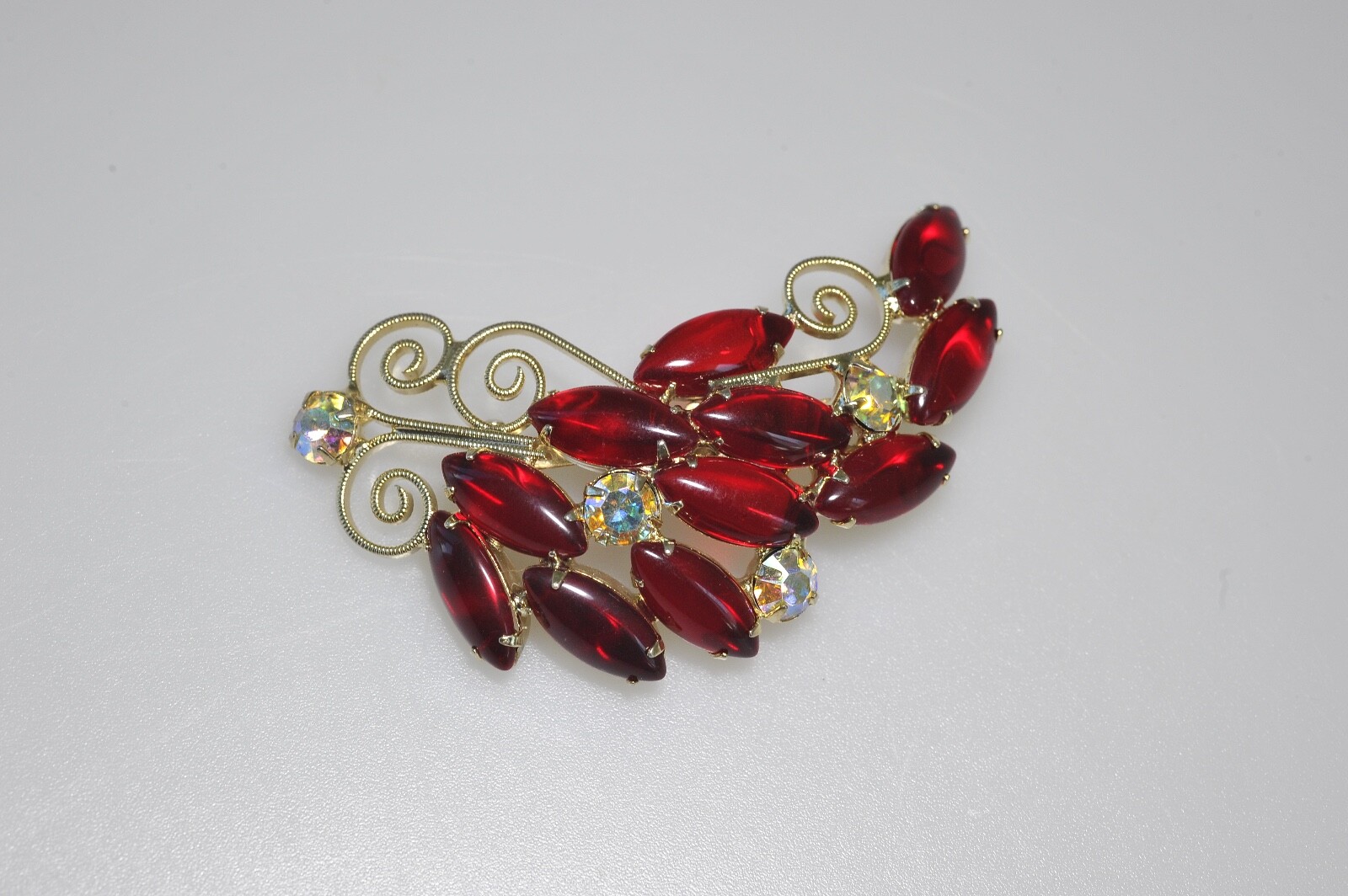 Brooch AB RED RHINESTONE FLOWER spray scroll prong open R34