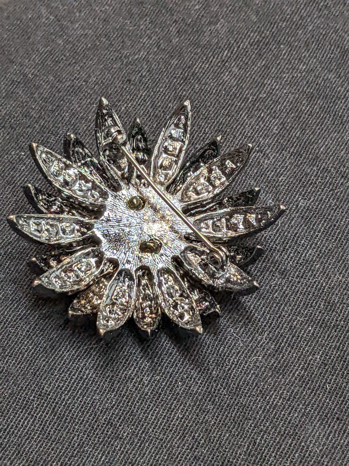 Vtg Gothic Starburst Floral Brooch Pin Rhinestone Silver/Black Tone Statement
