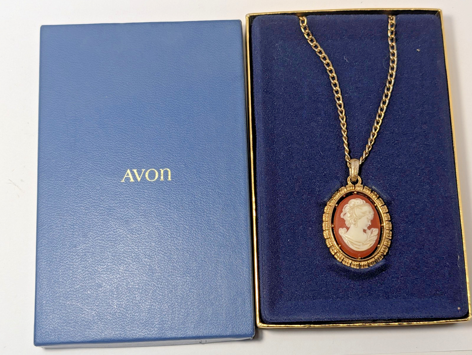 Avon Cameo Necklace + 1993 Pewter Ornament + Aspen Leaf Jewelry Lot NICE