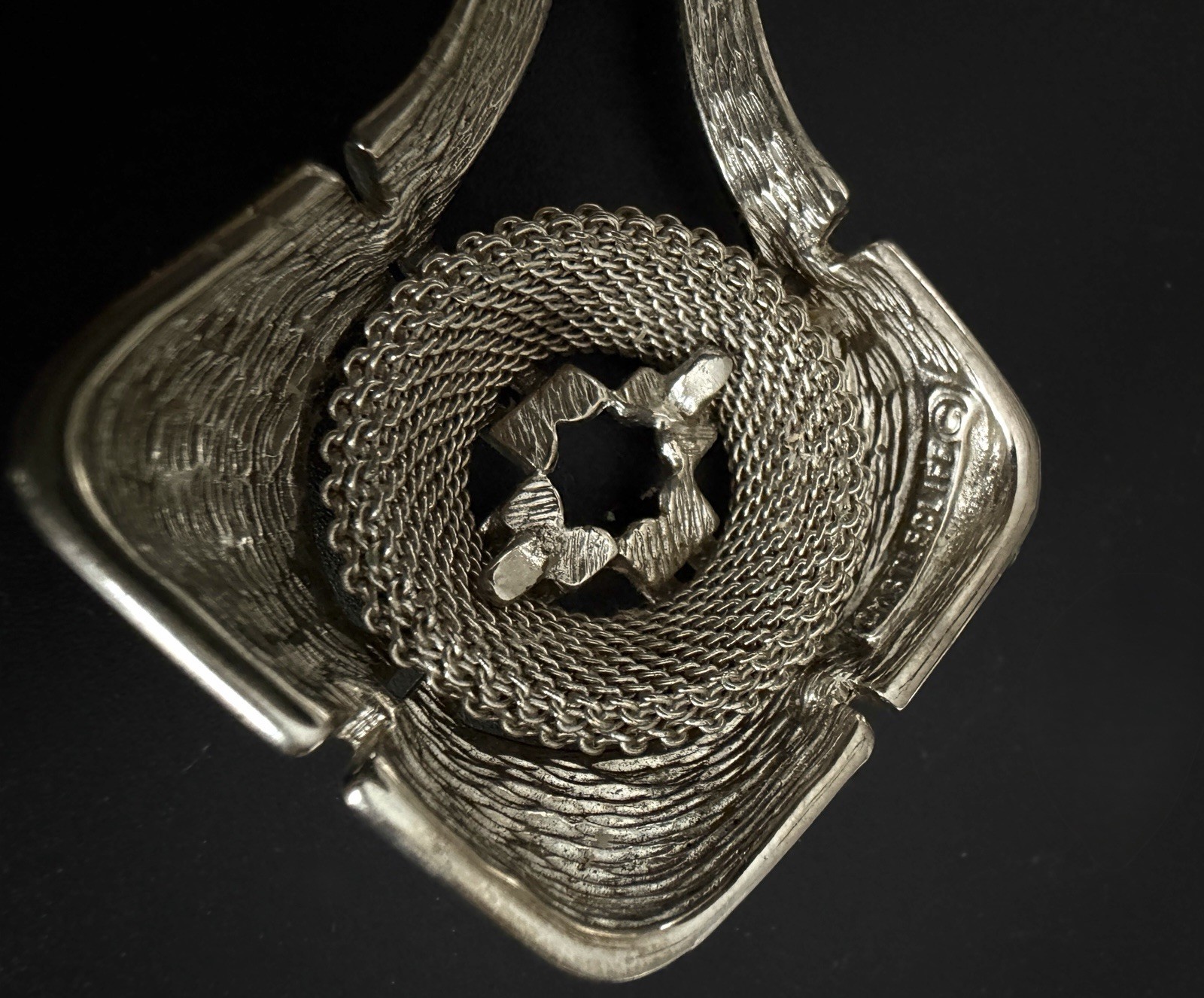 Vtg 1970s Lawrence Vrba for Castlecliff Brutalist Diamond Mesh Pendant Necklace