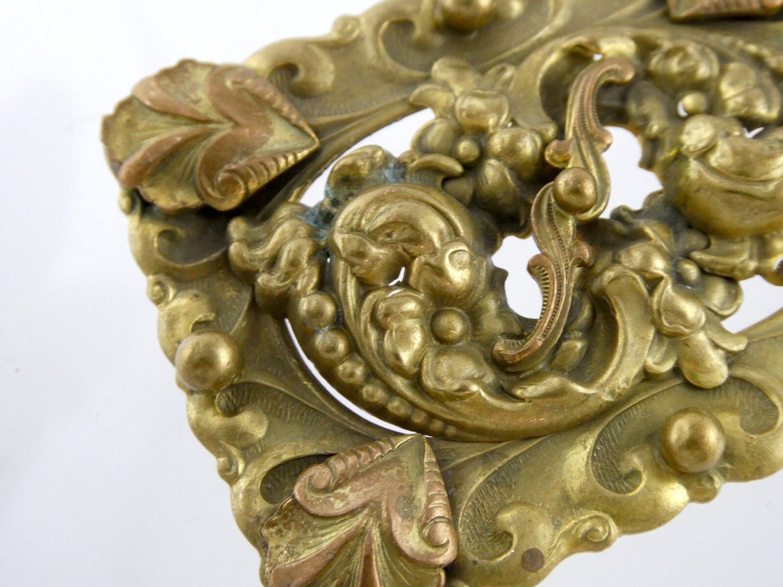 Vintage Brass Goldtone Belt Buckle Style Brooch or Pin Unsigned 25g 2 3/8 Inches