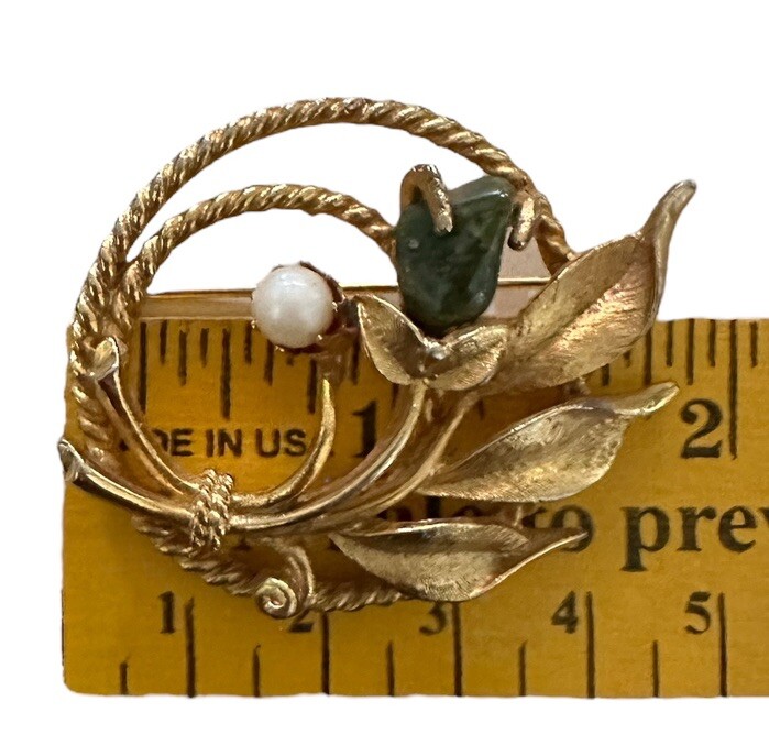 Vintage MCM Sarah Coventry Jade Garden Gold Tone Flower Pin Brooch Faux Pearl 2”