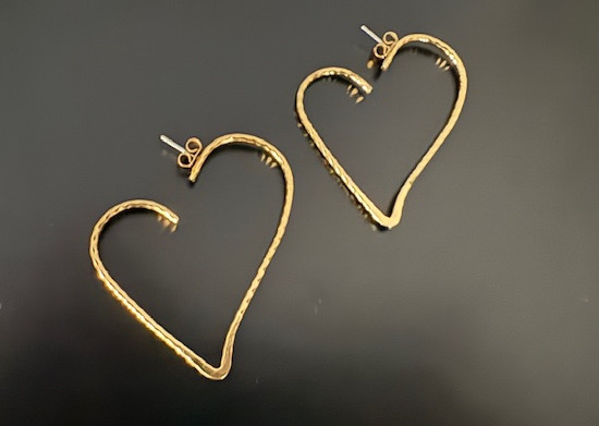 Retro 1980’s Faux Gold Heart Shaped Dangle Earrings, Lightweight, Pierced Ears