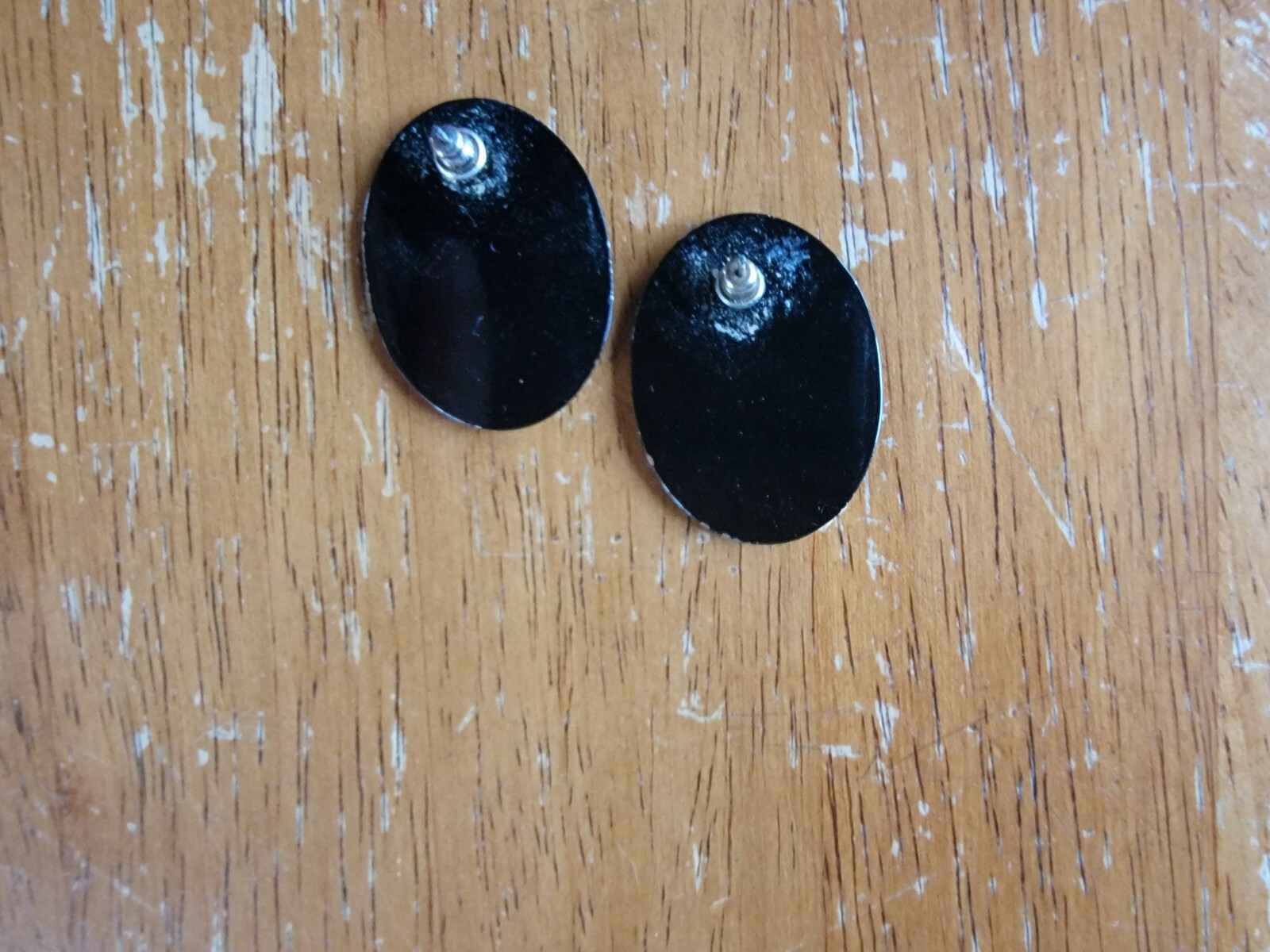 Vintage Gold Redish Brown black Plastic enamel post earrings Boho Style