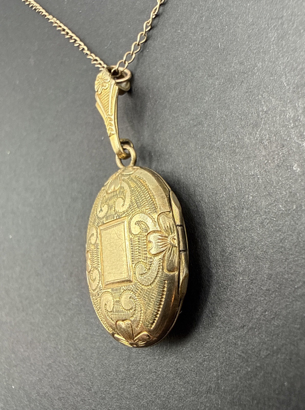 Victorian 10k Gold Filled Locket Necklace Etched Oval 16” B44