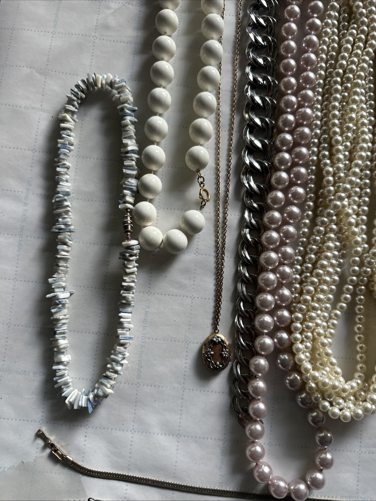 Lot Of Vintage Jewelry Mix Signed Unsigned Mix