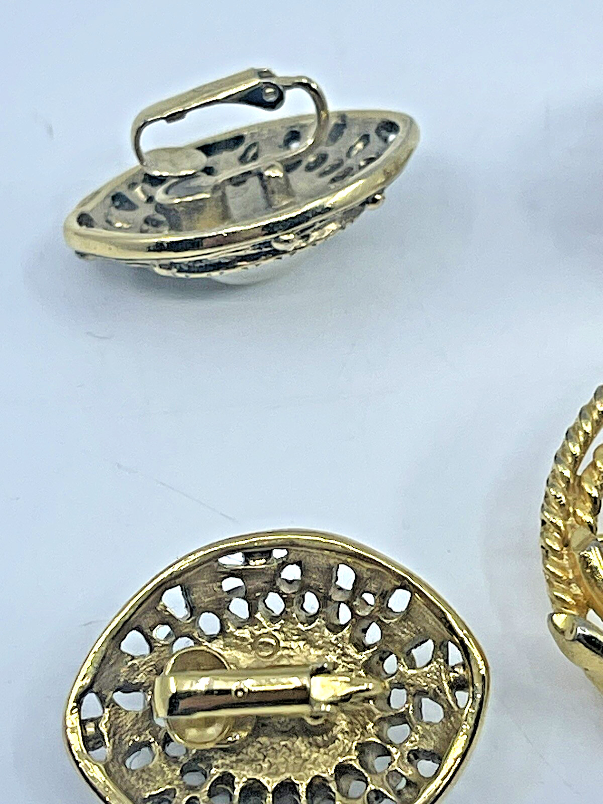 VTG MCM Pearl Gold Tone Brooch Clip- On Earring & Adjustable Ring LOT